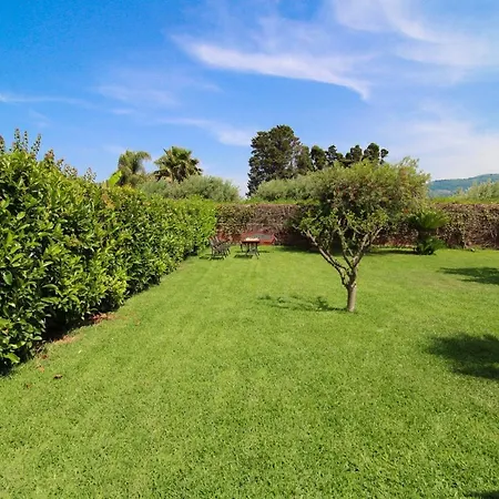 Semesterbostad La Casa Di Lina - Capo D'orlando, Casa Con Ampio Giardino Capo dʼOrlando