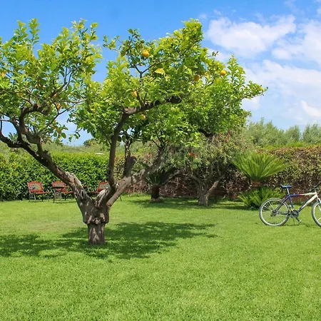 La Casa Di Lina - Capo D'orlando, Casa Con Ampio Giardino Capo dʼOrlando