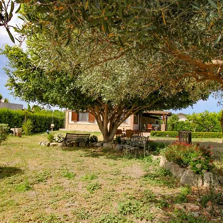 Holiday home La Casa Di Lina - Capo D'orlando, Casa Con Ampio Giardino Capo d'Orlando