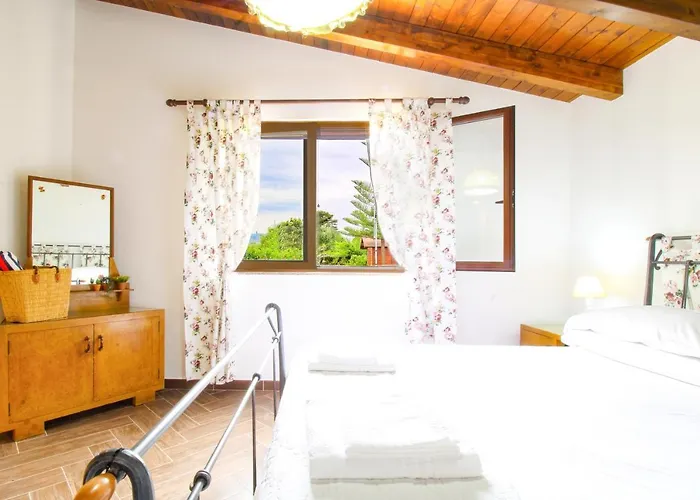 La Casa Di Lina - Capo D'orlando, Casa Con Ampio Giardino Capo dʼOrlando