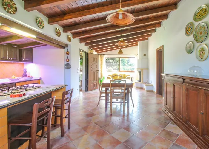 La Casa Di Lina - Capo D'orlando, Casa Con Ampio Giardino Feriehus *